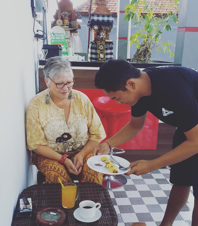 Valomia Guest House Denpasar Dış mekan fotoğraf