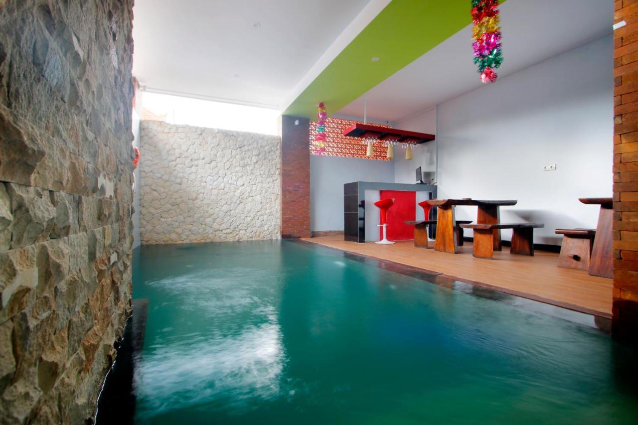 Valomia Guest House Denpasar Dış mekan fotoğraf