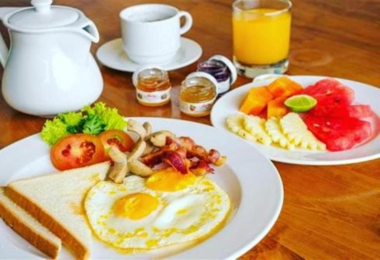 Valomia Guest House Denpasar Dış mekan fotoğraf